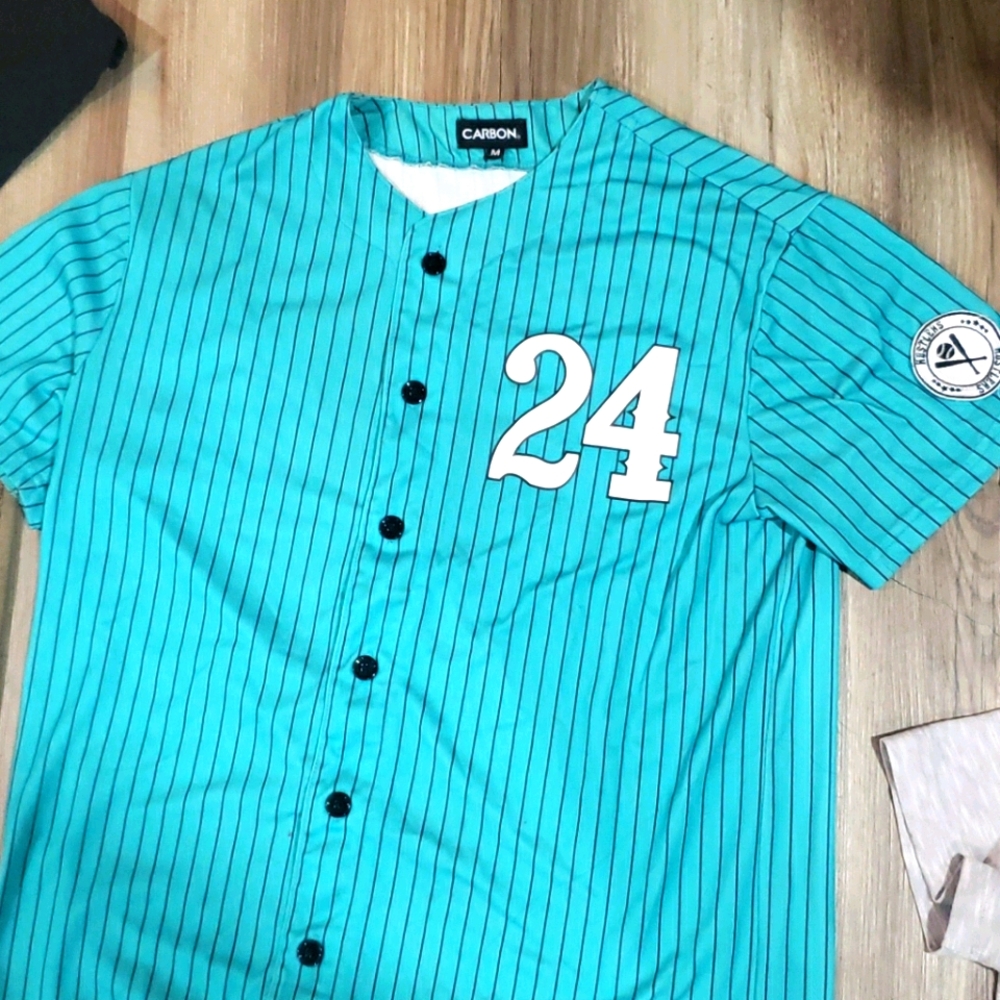 Sport button up